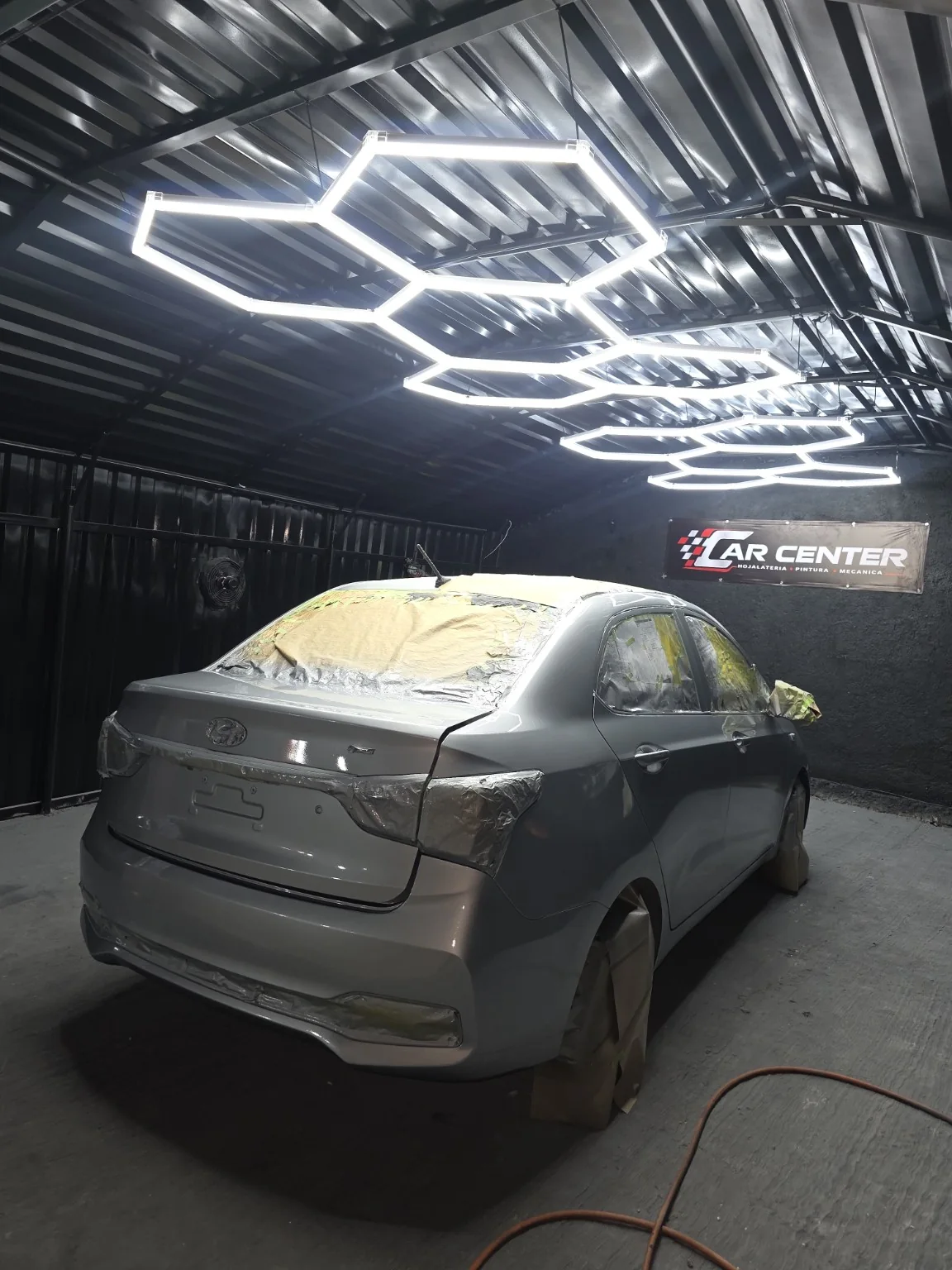 Proceso de pintura controlado - Car Center Mérida